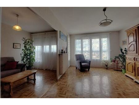 appartement 4 pièces 75 m²