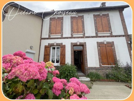 maison centre-ville - 4 pièces - 97 m² - damville (27)