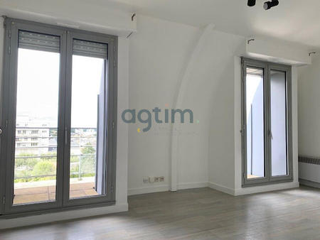 location appartement t1 à la roche-sur-yon (85000) : à louer t1 / 25m² la roche-sur-yon