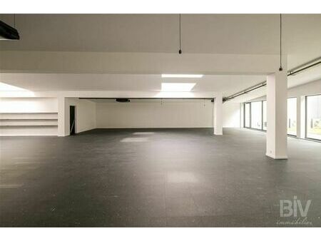 surface bureaux neuve 400m2 + 10 places parking intérieur