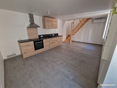 maison t2 duplex (arrière cour)