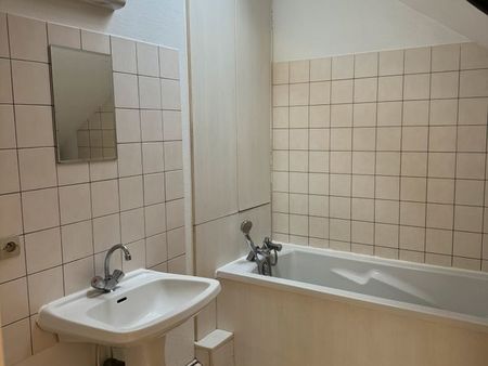 appartement t3 de 62m² au dernier étage  charges incluses