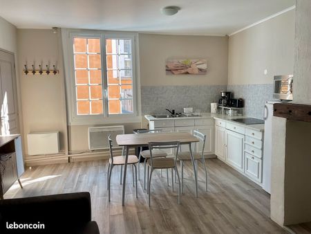 studio 32 m2 meublé et climatisé