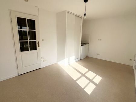 studio 1 pièce 23 m²