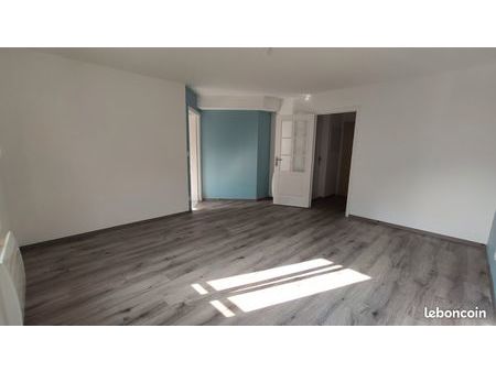 bel appartement t2 - duplex - grand garage