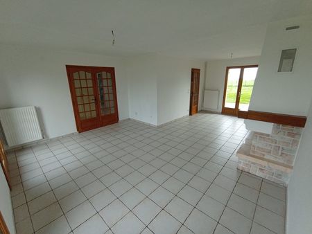 maison individuelle sur 1160 m²