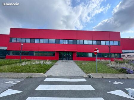 local industriel 13 355 m²