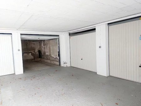 cannes centre garage et cave a vendre