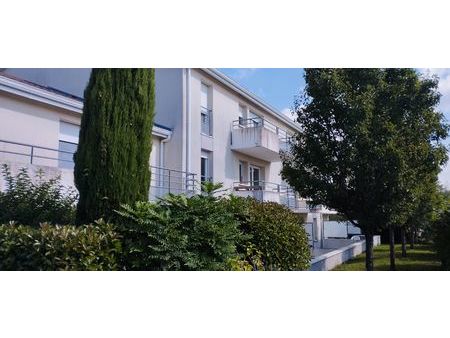 exclusivite - type 2 avec balcon + 2 stationnements