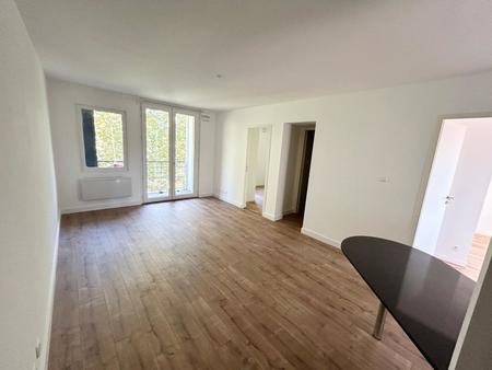 toulouse saint aubin bel appartement t3 traversant avec balcon et cave