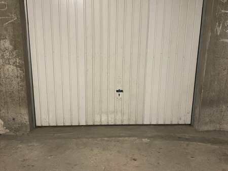 vente parking/garage/box de 15 m² à nantes (44300)