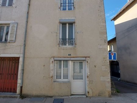 vente maison 3 pièces de 2 m² à arinthod (39240)