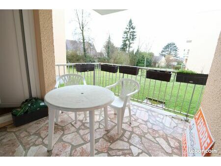 appartement f2/f3 avec loggia et parking