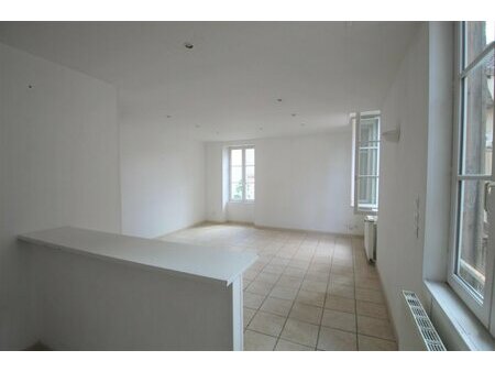 t2 duplex - 17 place du chatelet - chalon sur saone