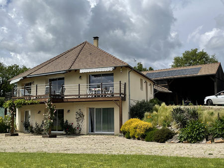 maison 6 pièces - 187m²