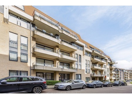 appartement te koop in sint-lambrechts-woluwe met 2 slaapkamers